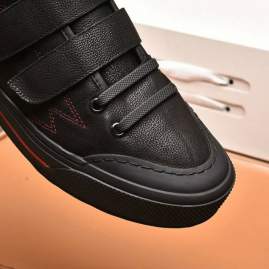 Picture of Louis Vuitton Shoes _SKU2241017SZ38-4416039